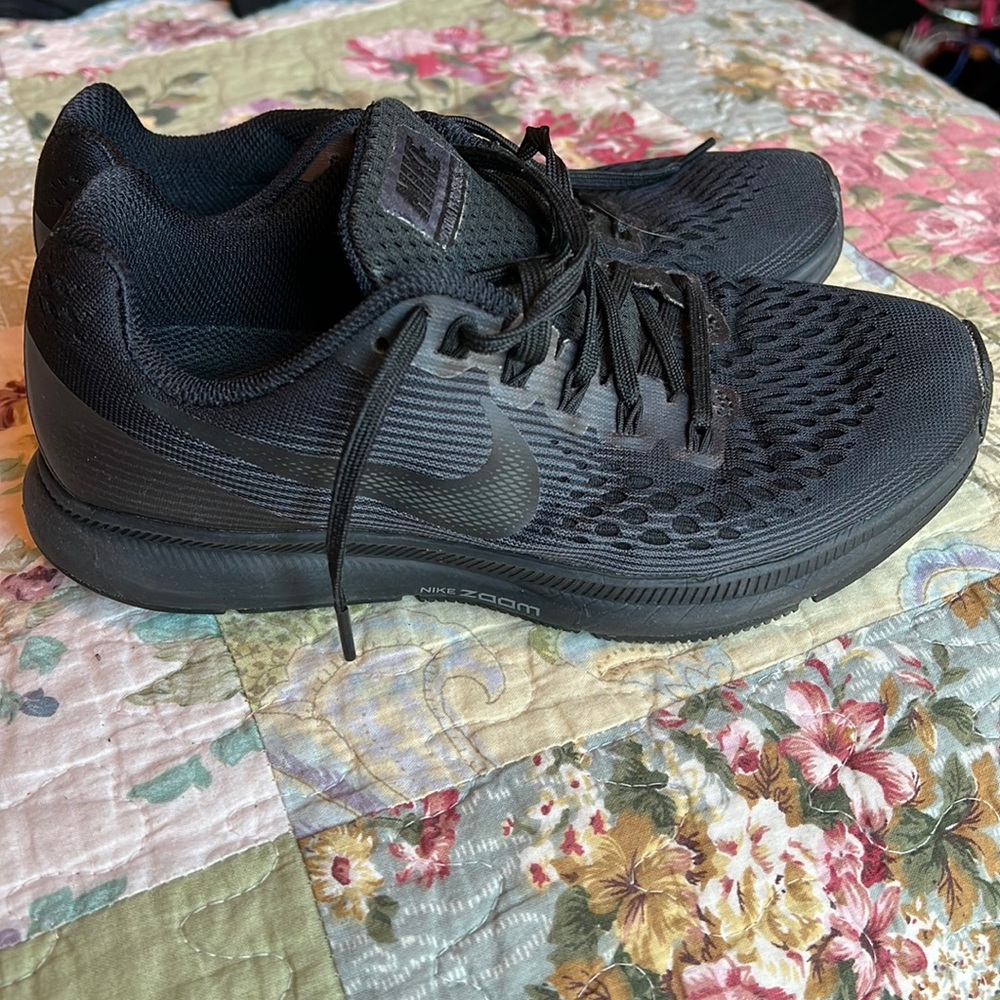 Nike Zoom Pegasus Running Shoes